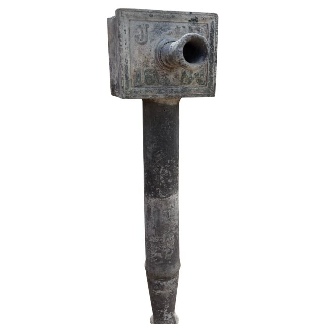 Garden English Lead Rainwater Hopper / Water Feature